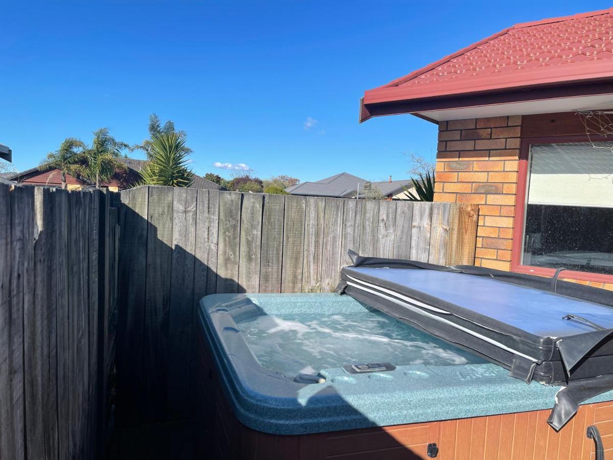 The Ocean Dream Villa Rotorua Exterior photo