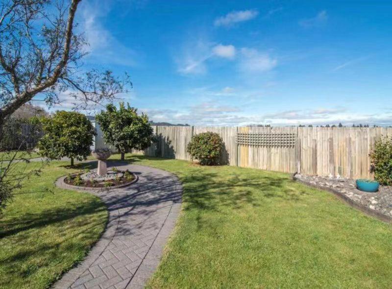 The Ocean Dream Villa Rotorua Exterior photo