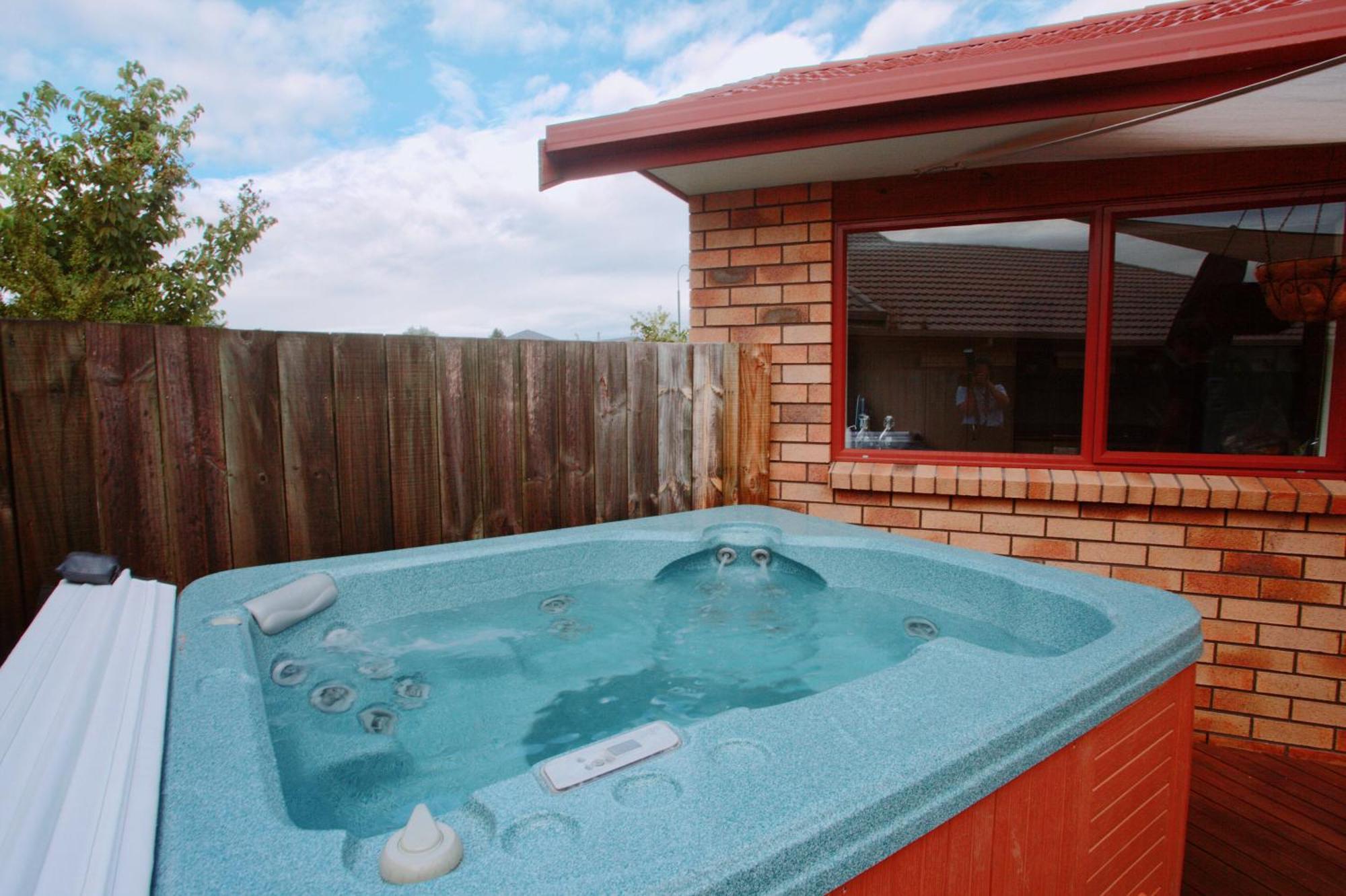 The Ocean Dream Villa Rotorua Exterior photo