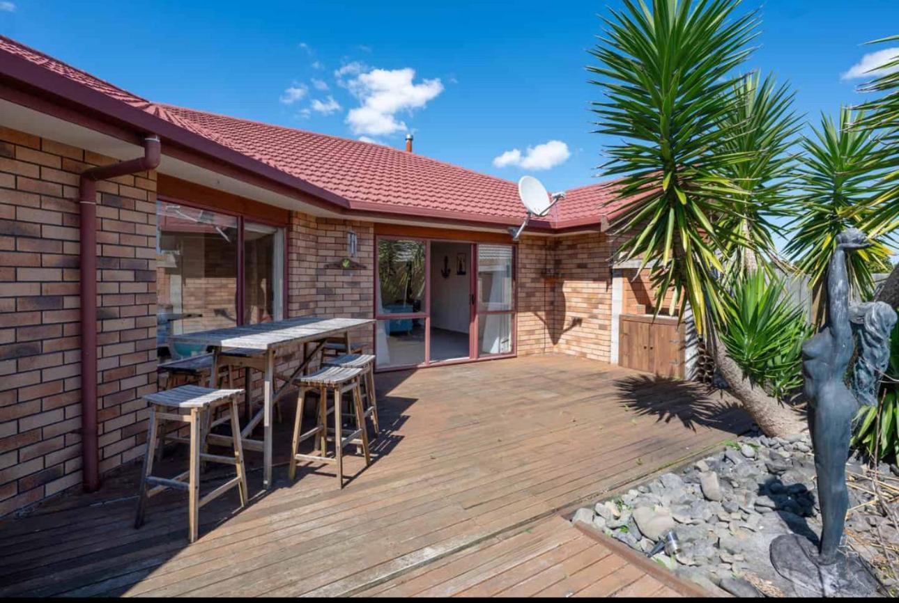 The Ocean Dream Villa Rotorua Exterior photo